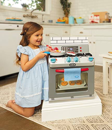 Little Tikes First Oven Realistic Pretend Play Appliance for Kids, Play Kitchen with 11 Accessories .