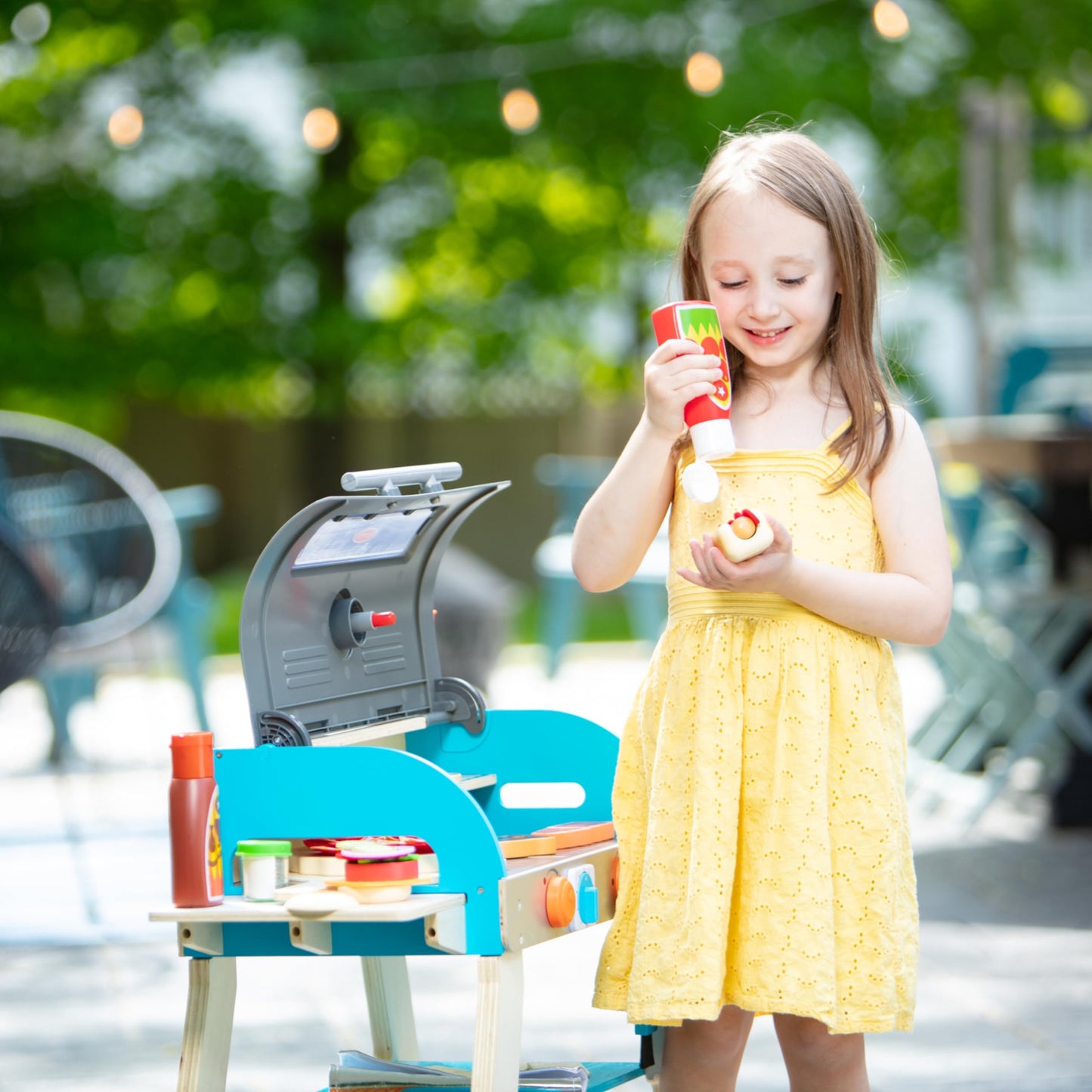 Melissa & Doug Wooden Deluxe Barbecue Grill, Smoker and Pizza Oven Play Food Toy for Pretend Play Cooking for Kids - FSC Certified