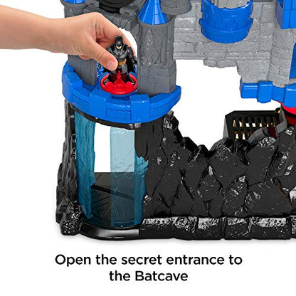 Fisher-Price Imaginext DC Super Friends Batman Toy,Wayne Manor Batcave Playset with Batman Figure & Accessories (Amazon Exclusive)