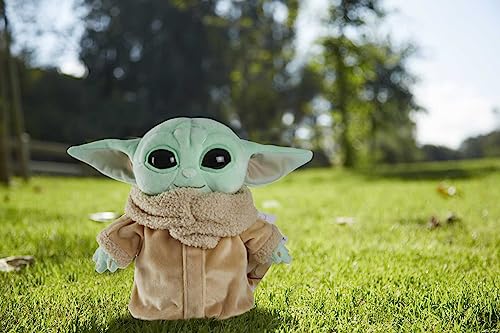 Mattel Star Wars Grogu Plush 8-Inch Character Figure From Star Wars the Mandalorian, Soft Doll in Classic Look