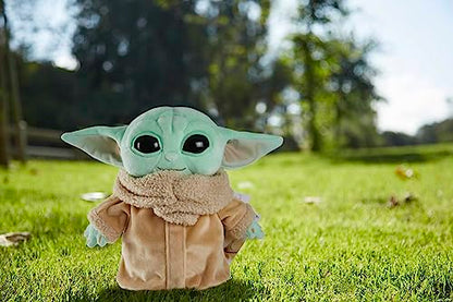 Mattel Star Wars Grogu Plush 8-Inch Character Figure From Star Wars the Mandalorian, Soft Doll in Classic Look