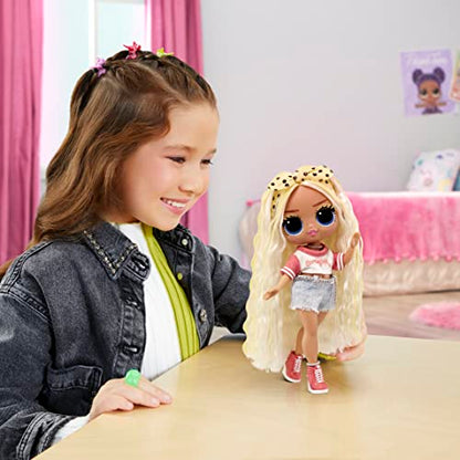 L.O.L. Surprise! Tweens Babysitting Beach Party with 20 Surprises Including Color Change Features and 2 Dolls – Ages 4+