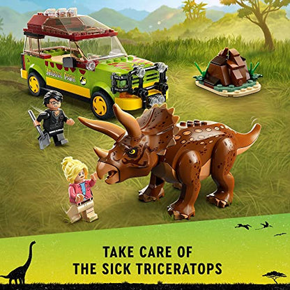 LEGO Jurassic Park Triceratops Research 76959 Jurassic World. Featuring a Buildable Ford Explorer.